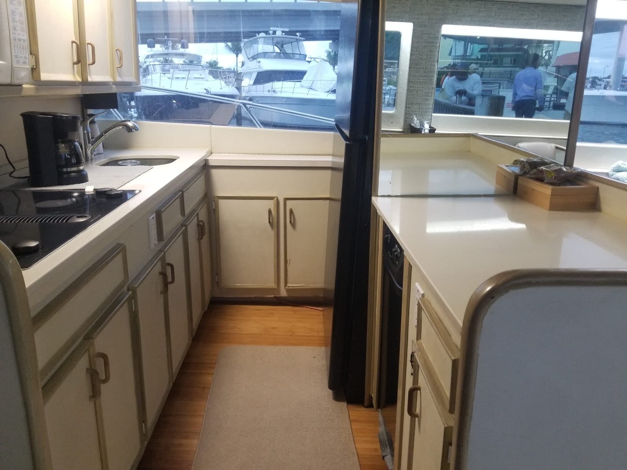 55ft Sportfishing Yacht Charter — photo 16