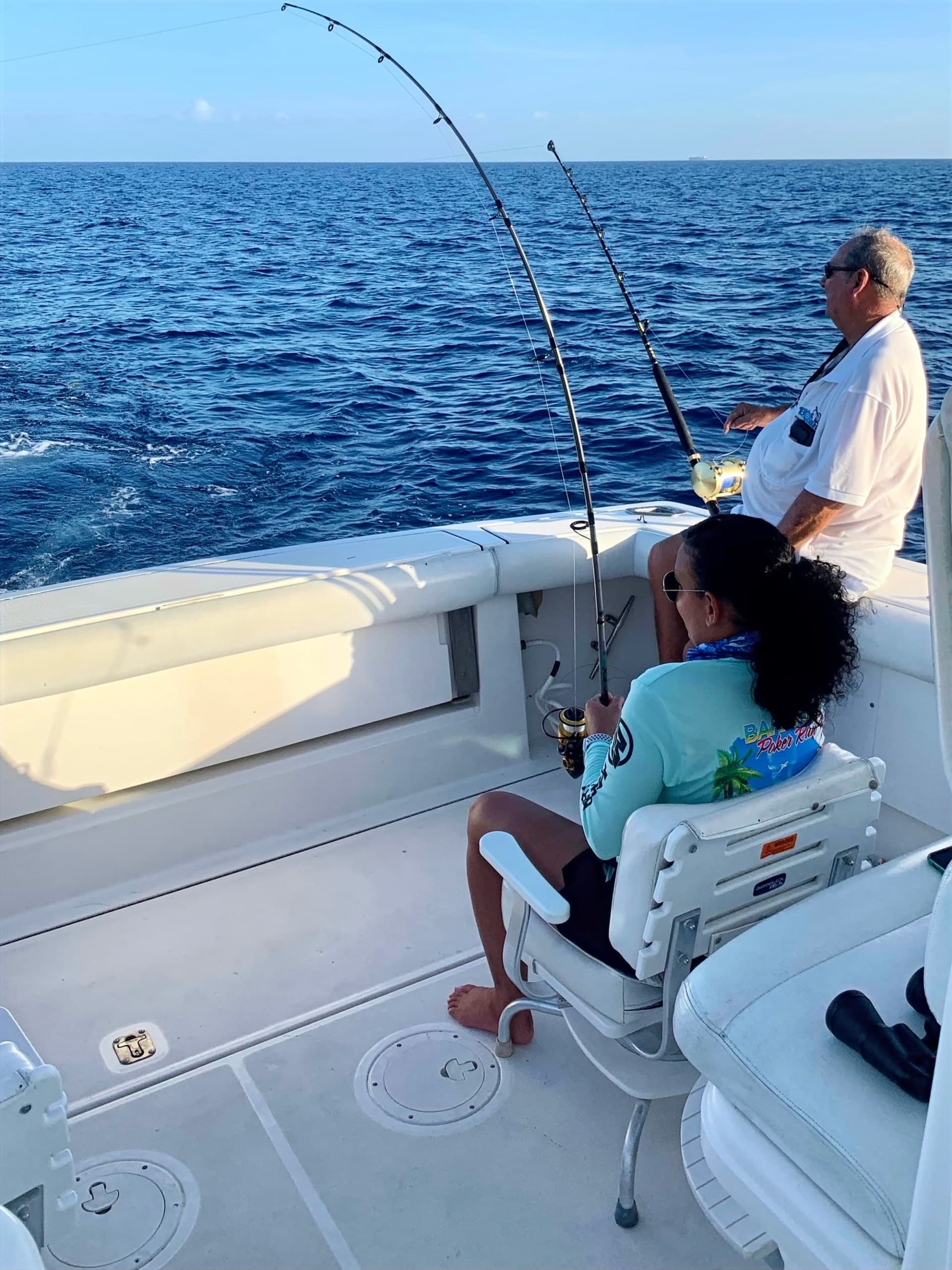 38ft Luxury Cruiser Charter — photo 7