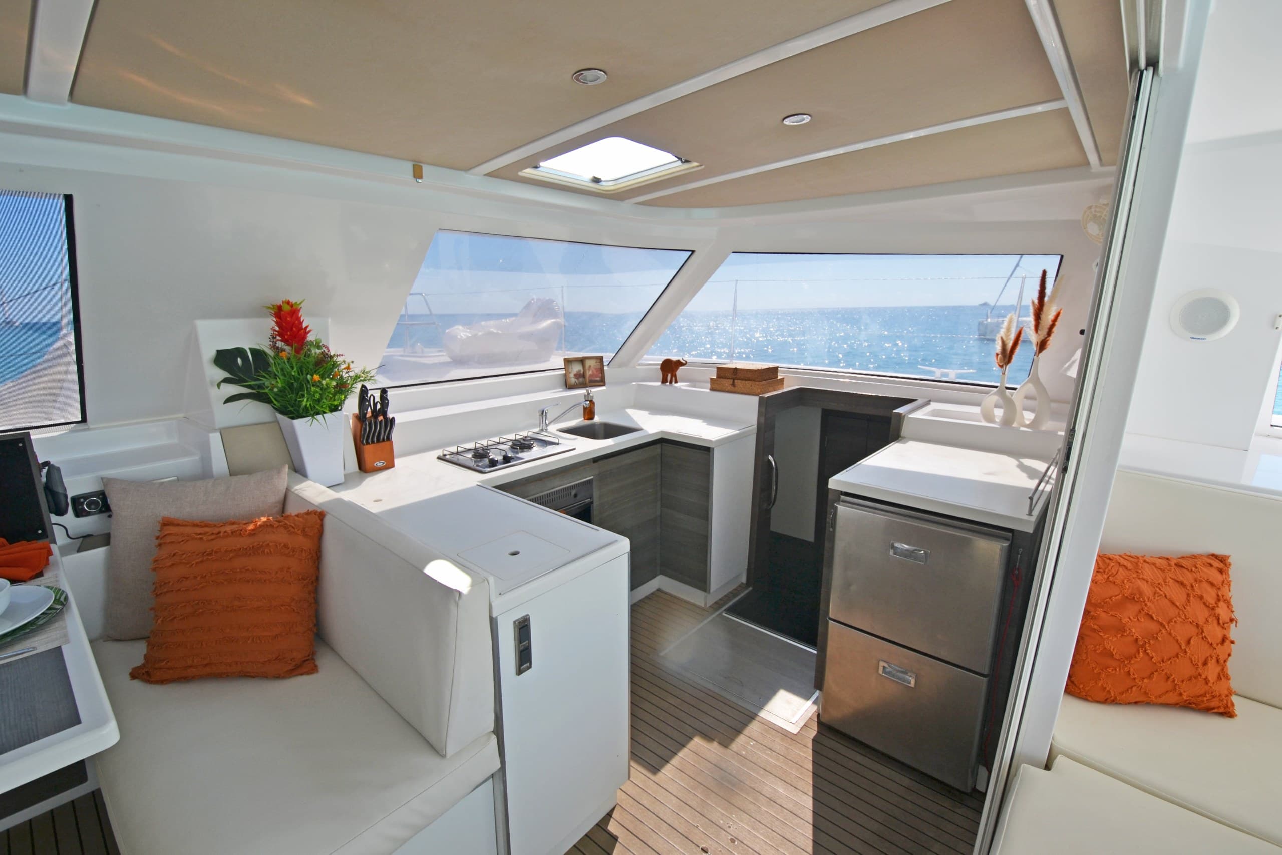 40ft Luxury Sailing Catamaran — photo 6