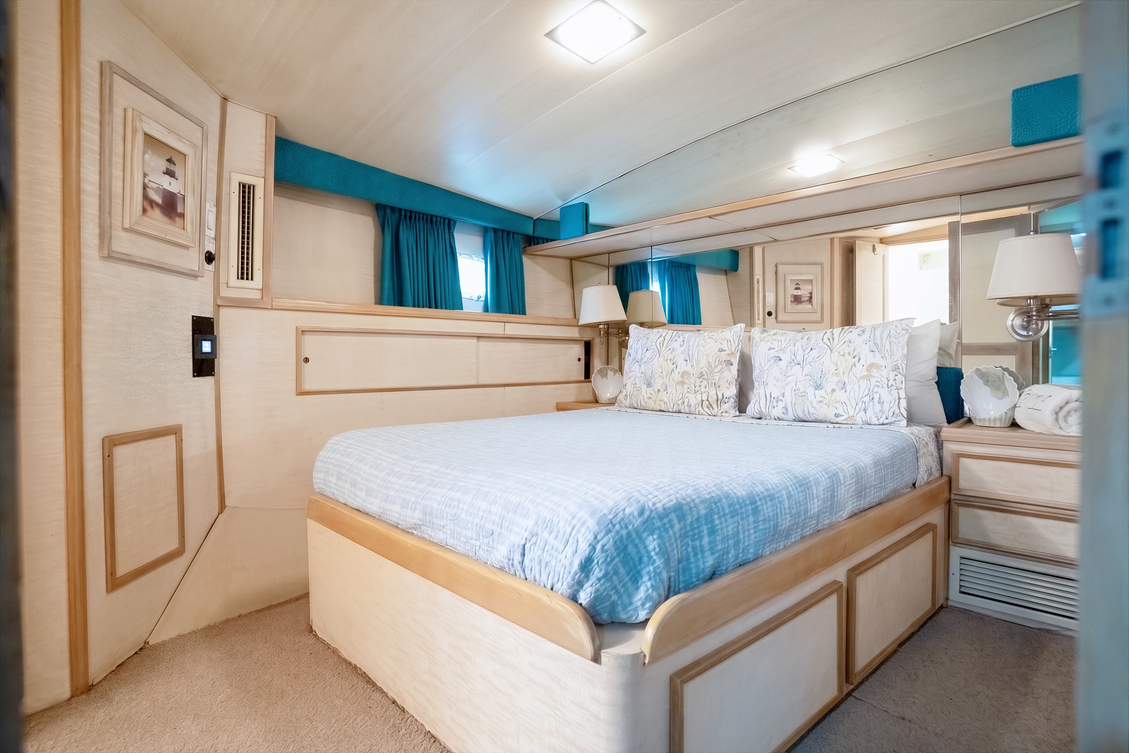 55ft Sportfishing Yacht Charter — photo 21