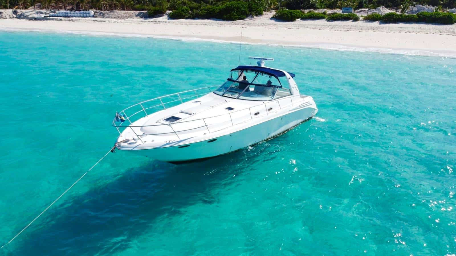 40' Sea Ray Yacht charter, Nassau, Bahamas — photo 1