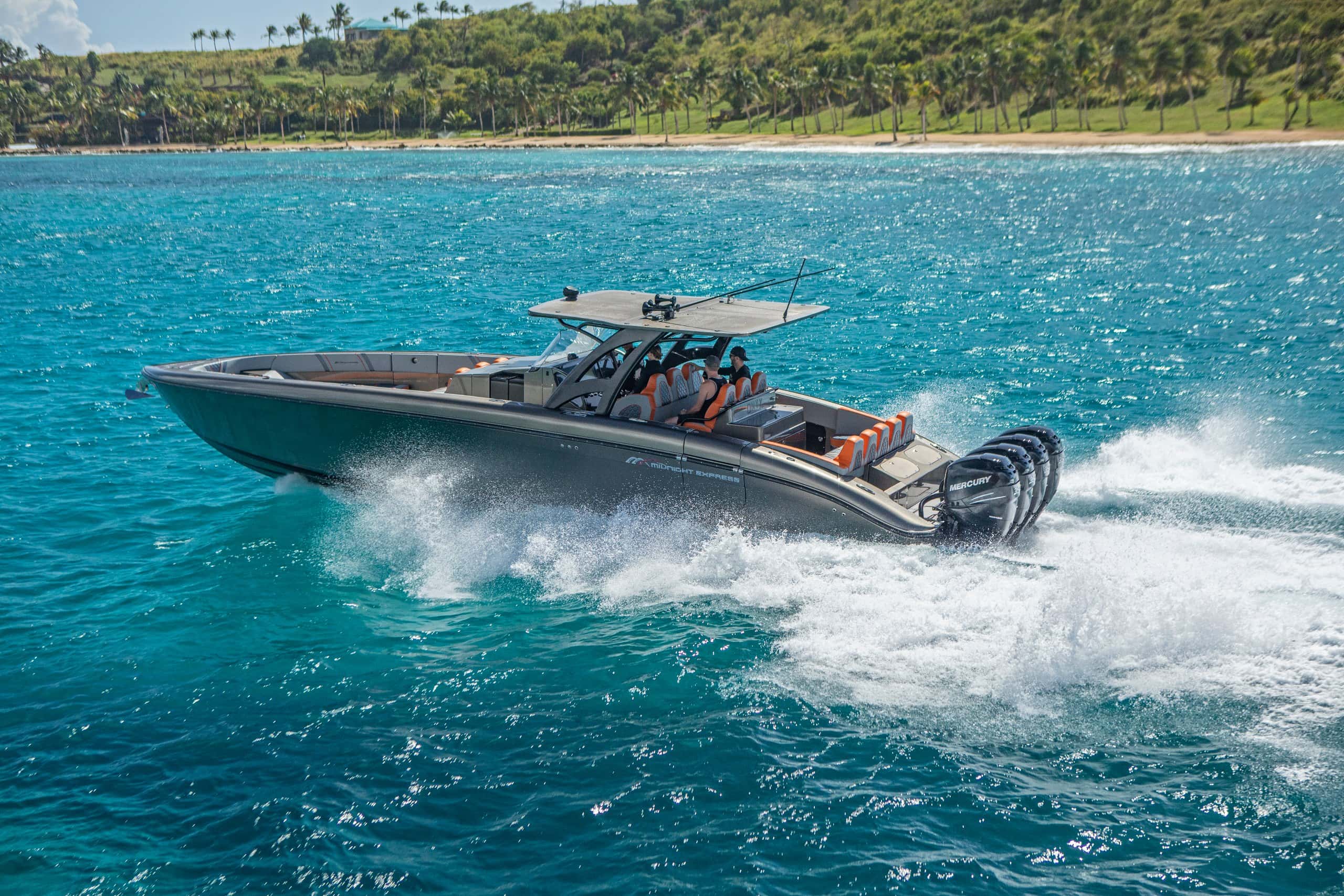 43ft Ultra Luxury Yacht Charter — photo 2